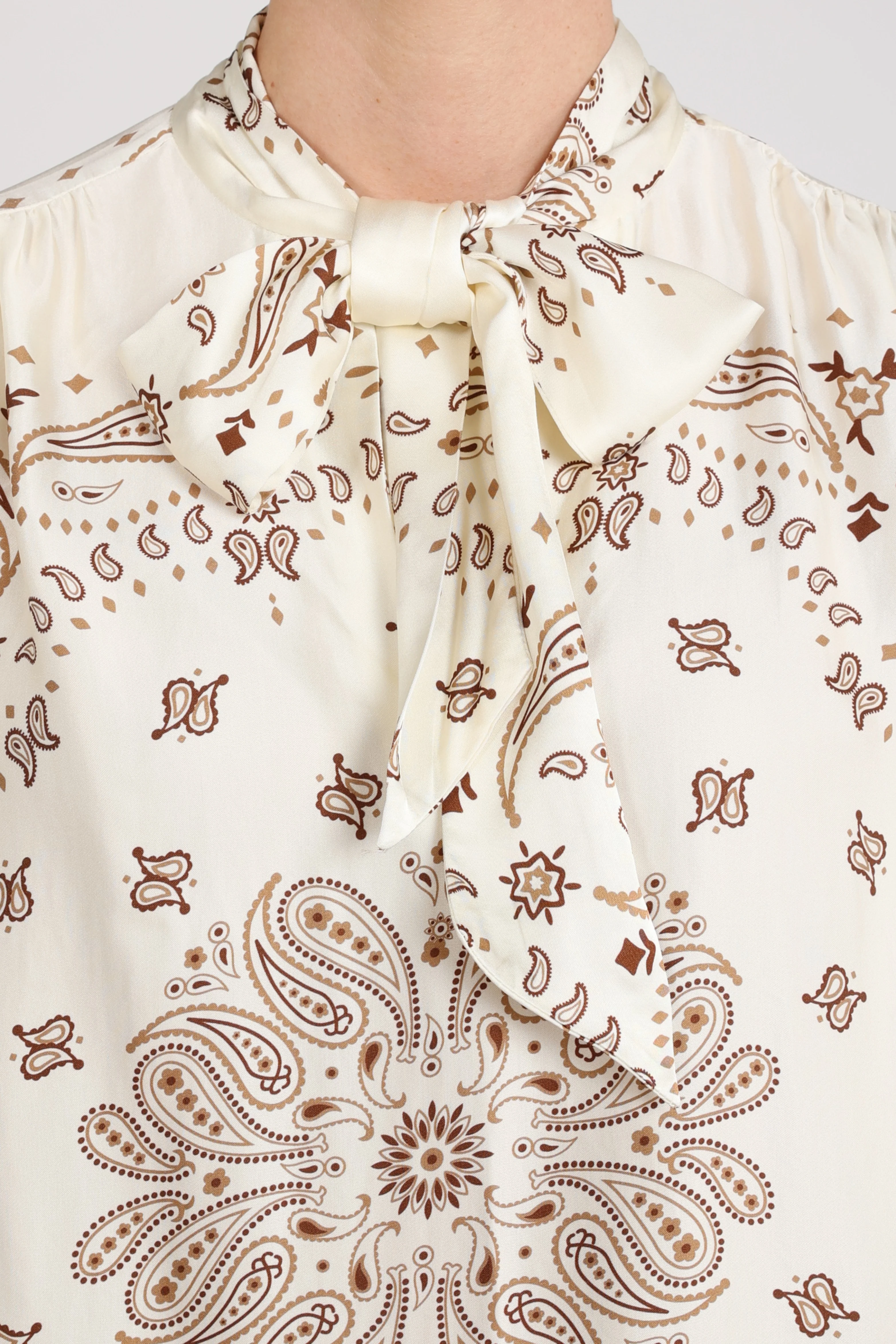 Blouse Angie Tie Paisley Offwhite Toffee NKF02201 - Image 6