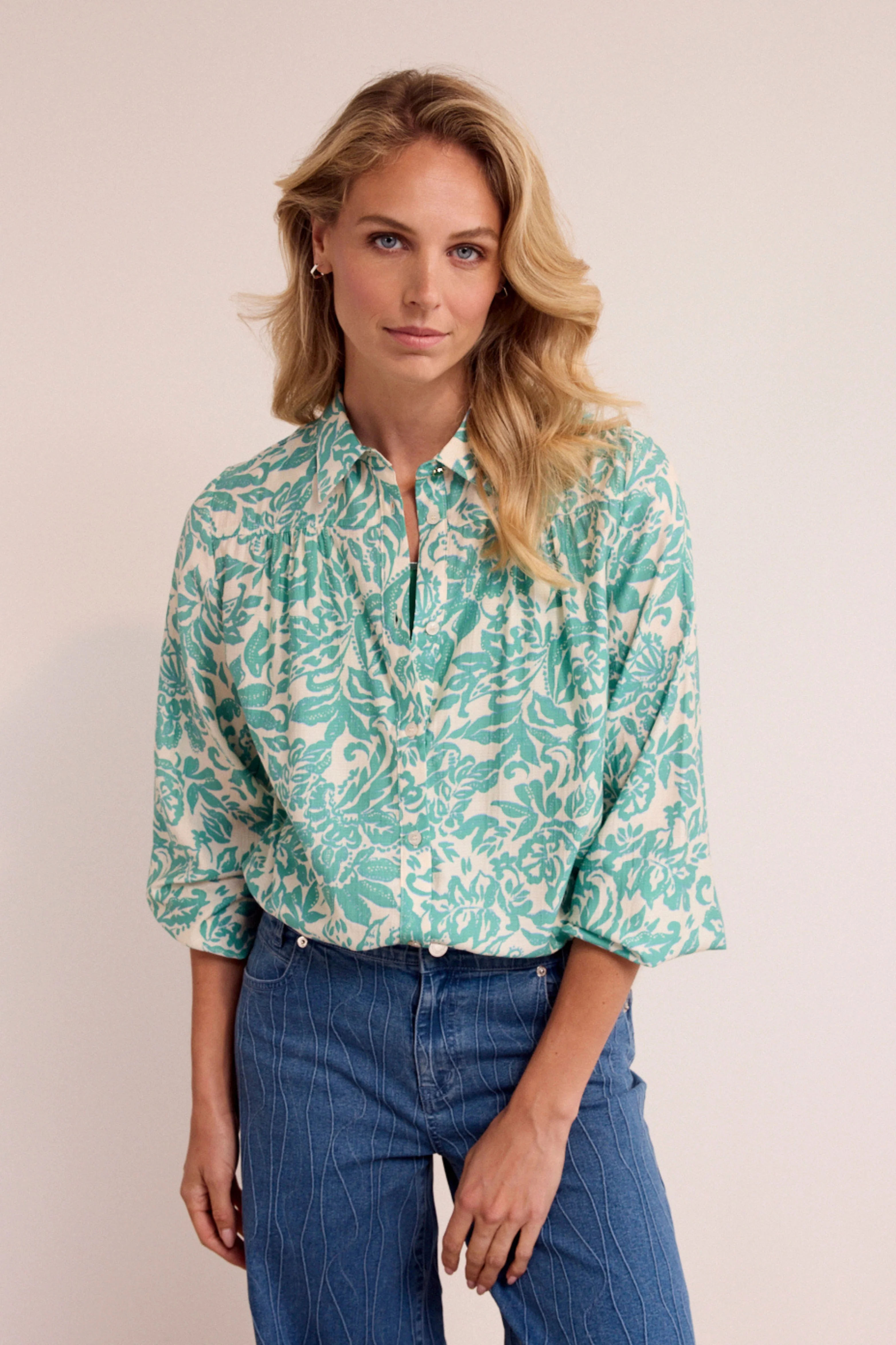 Blouse Emerald Flourish C21-19-301 1 - Image 3