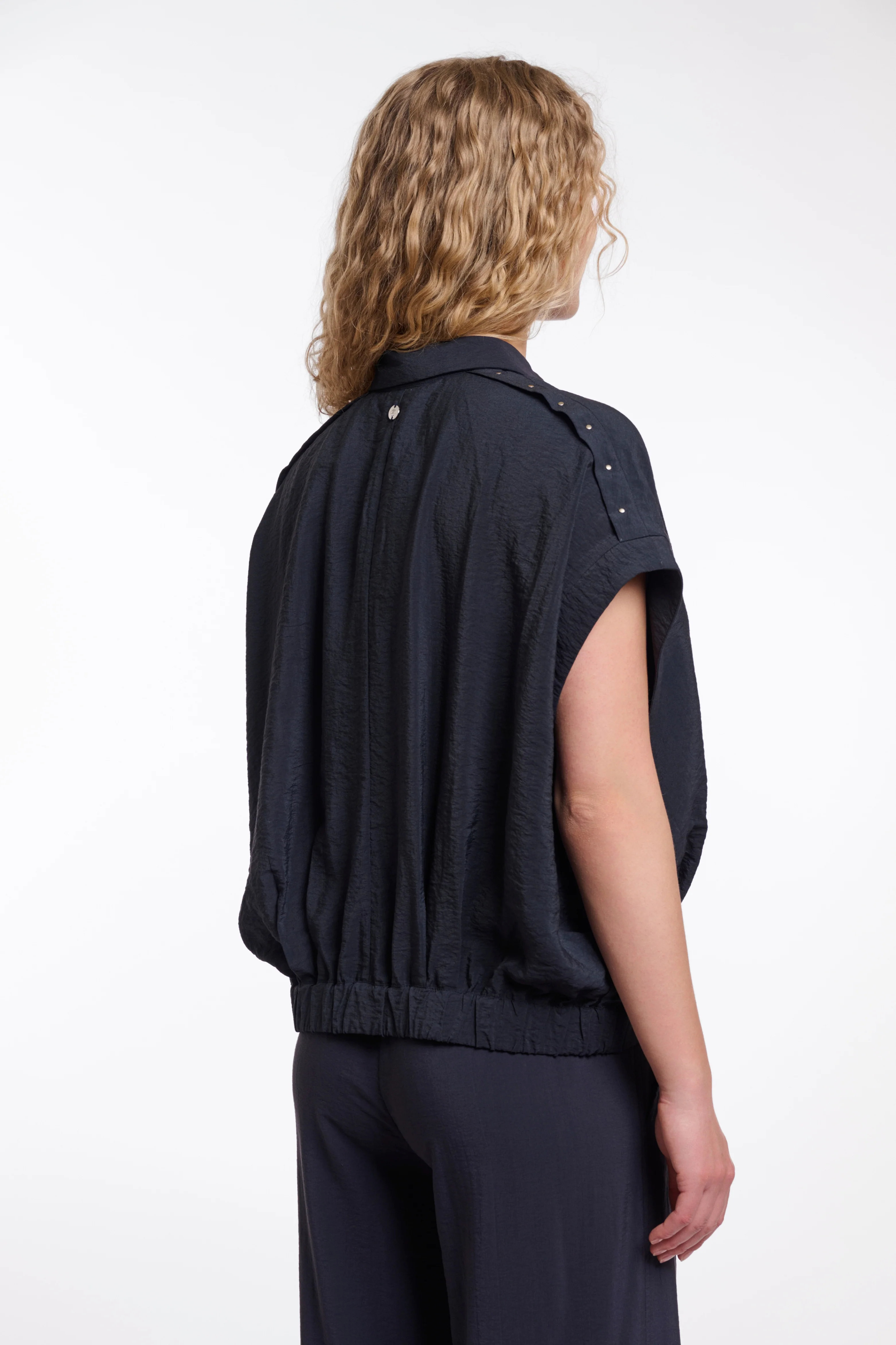 Blouse Imela Dark Navy - Image 2