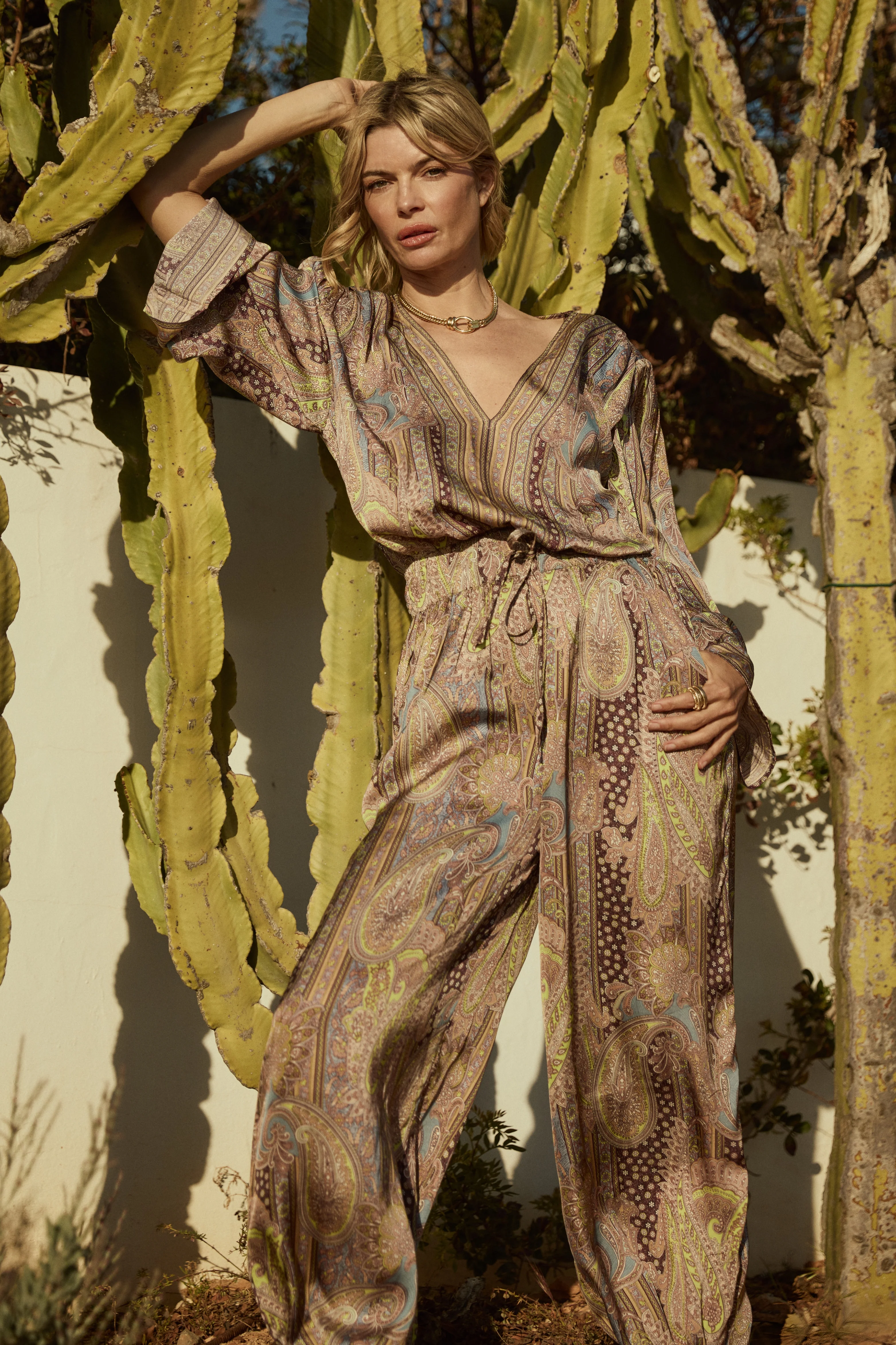 Blouse Tyza Petal Flow - Image 11