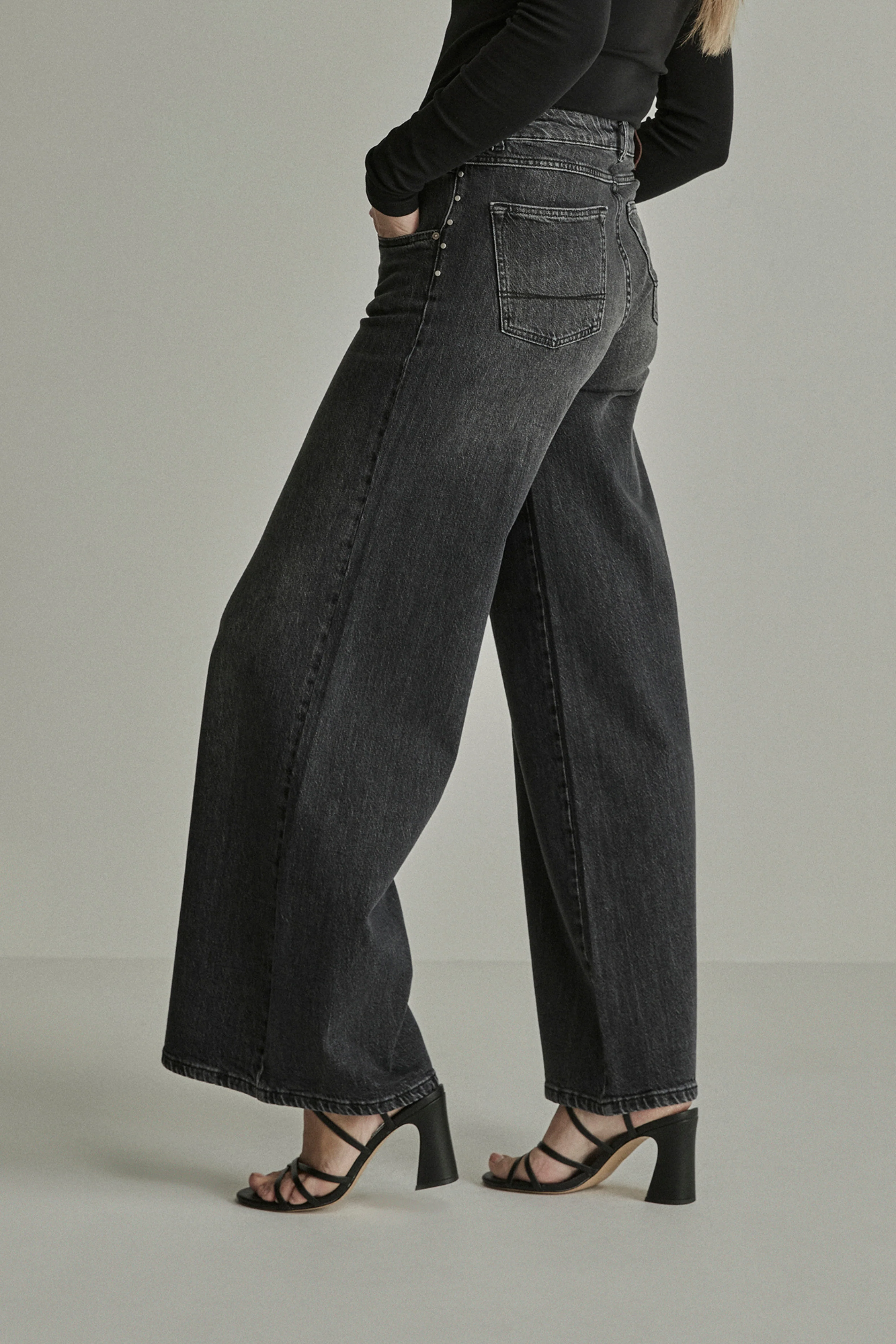 Broek Lizzy Stud Shadow Black FW261266431 L32 - Image 5