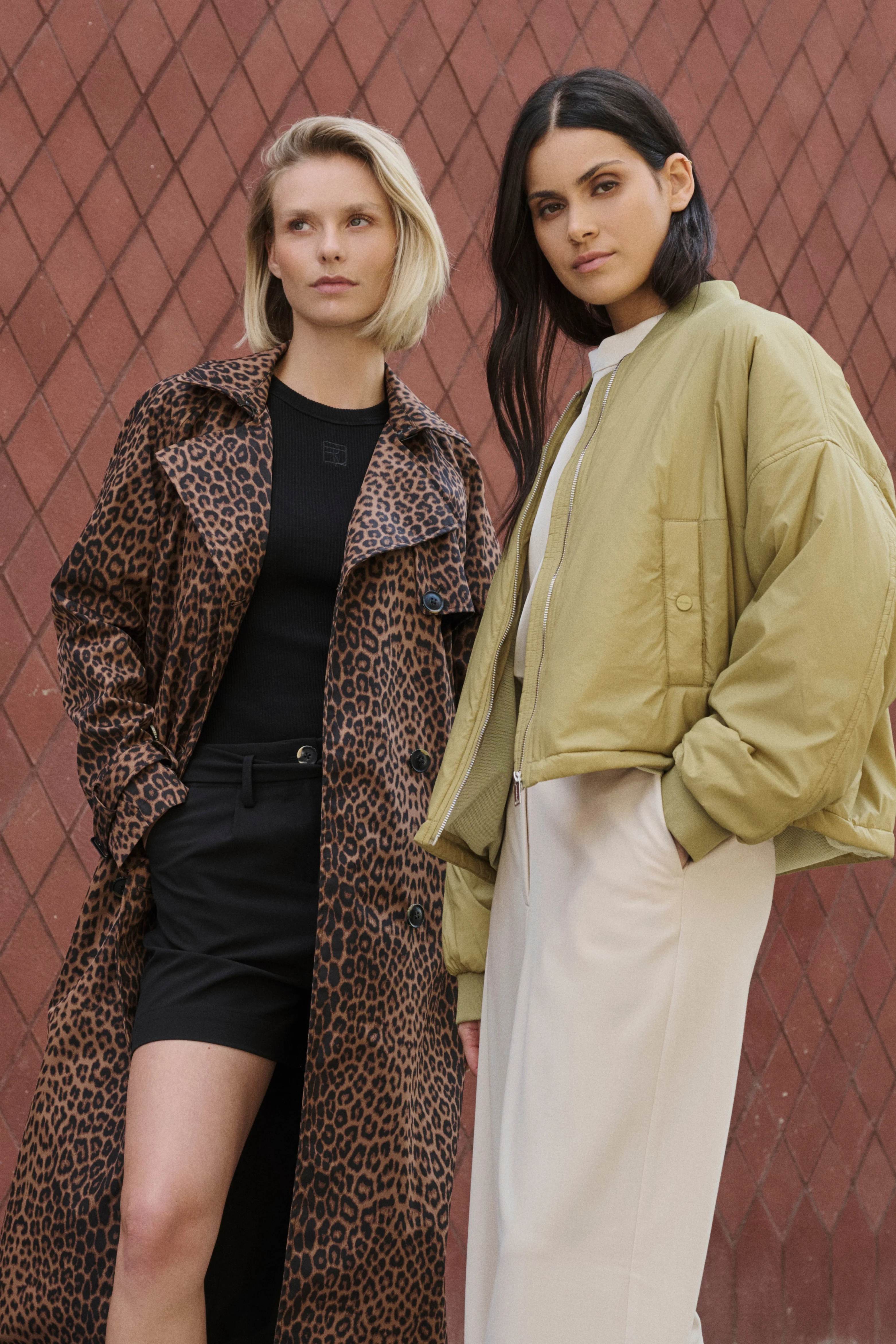 Coat Era Leopard - Image 8