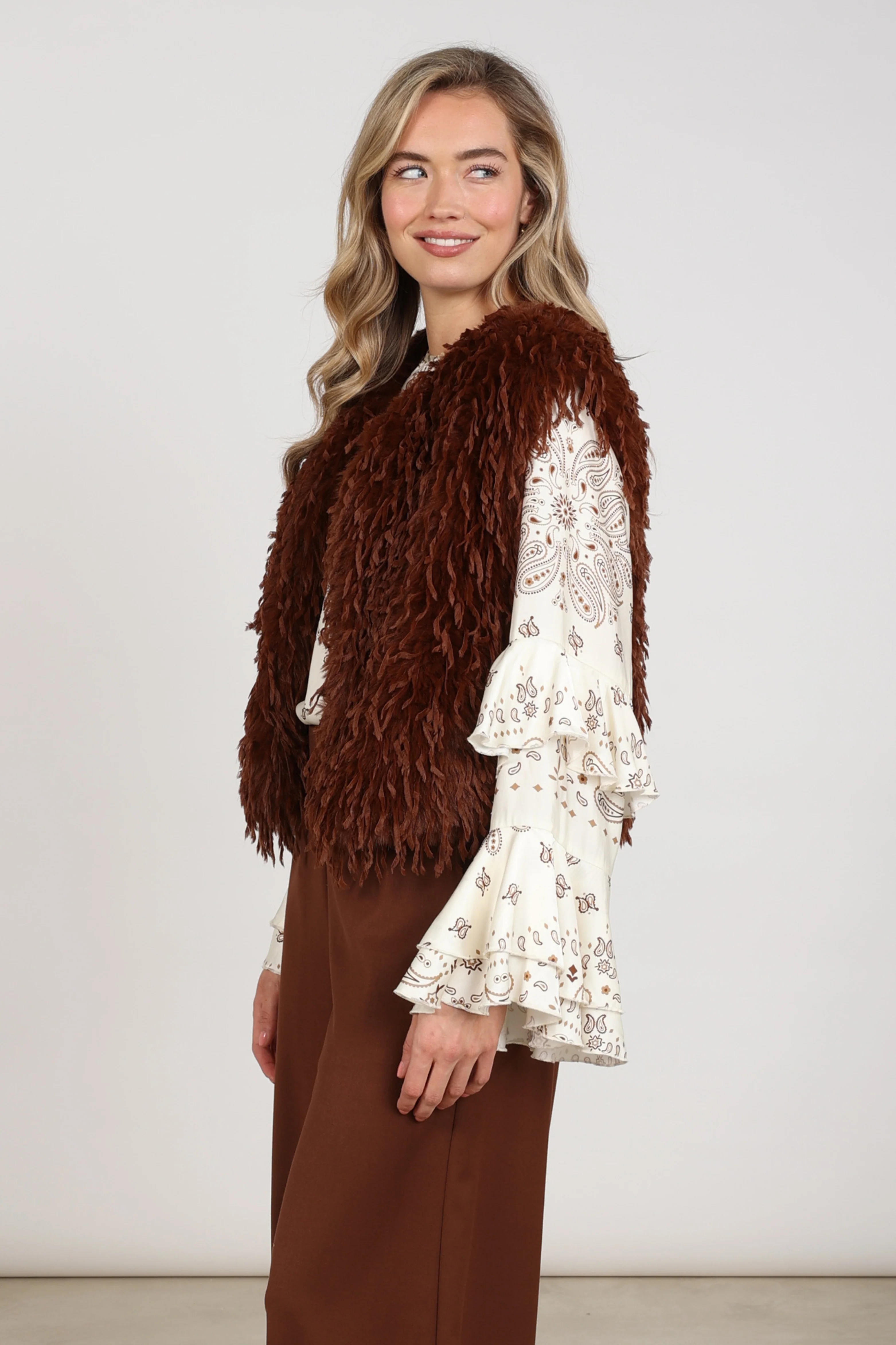 Gilet Mila Feather Espresso NKF08026 - Image 5