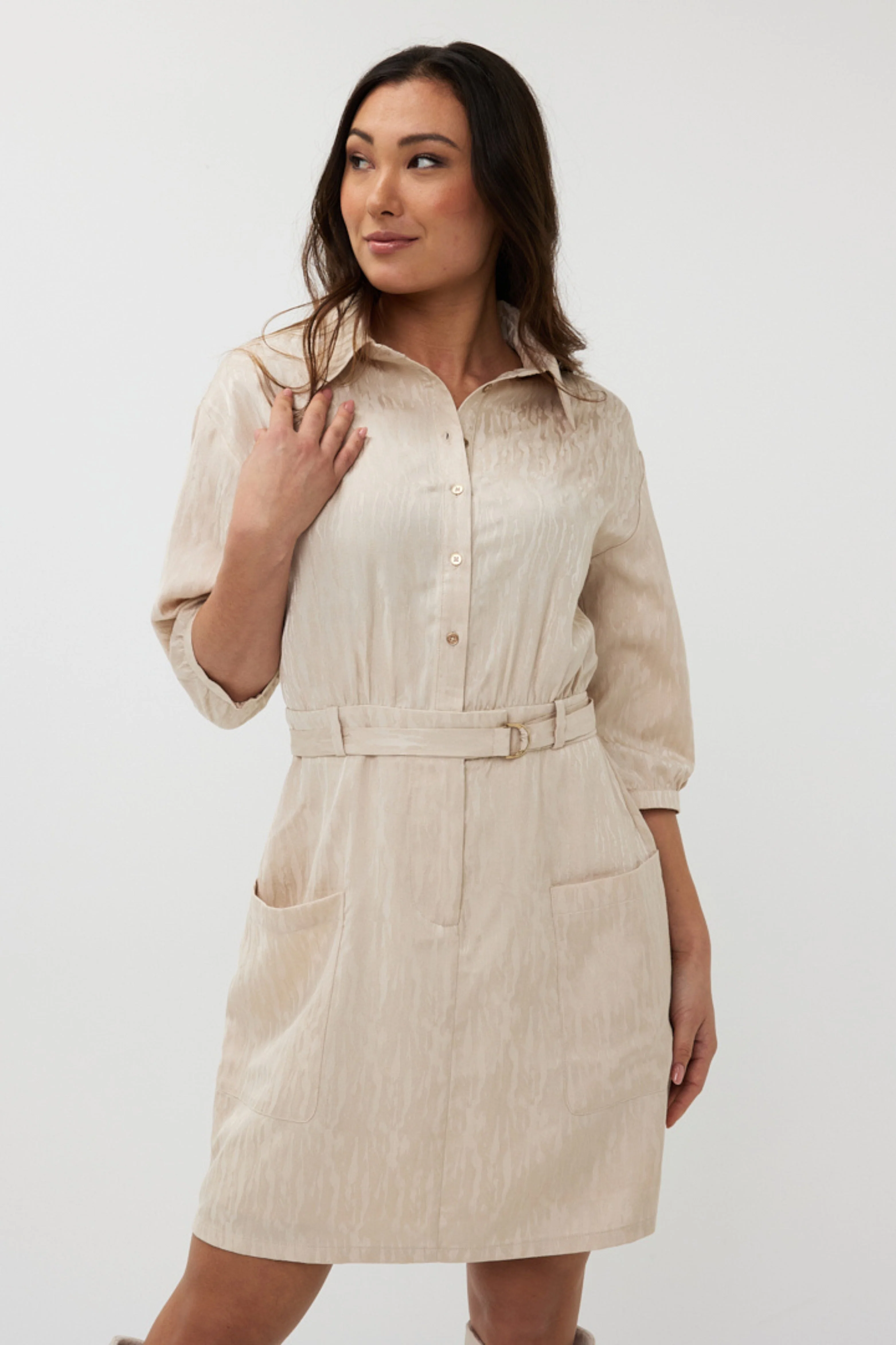 Jurk Jacquard Sand SP25.14028 - Image 6