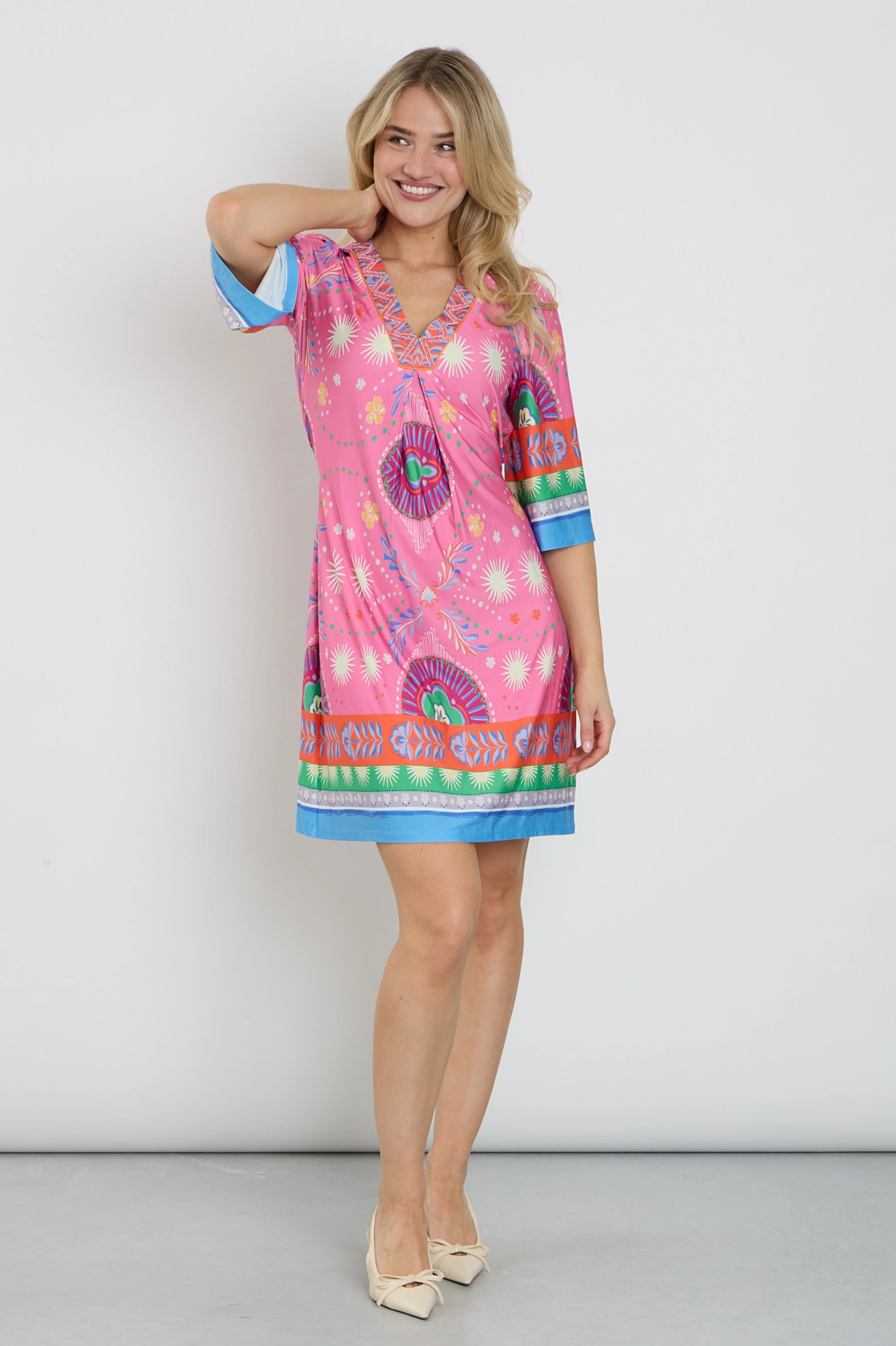 Jurk V-Hals Met Design C110-P116