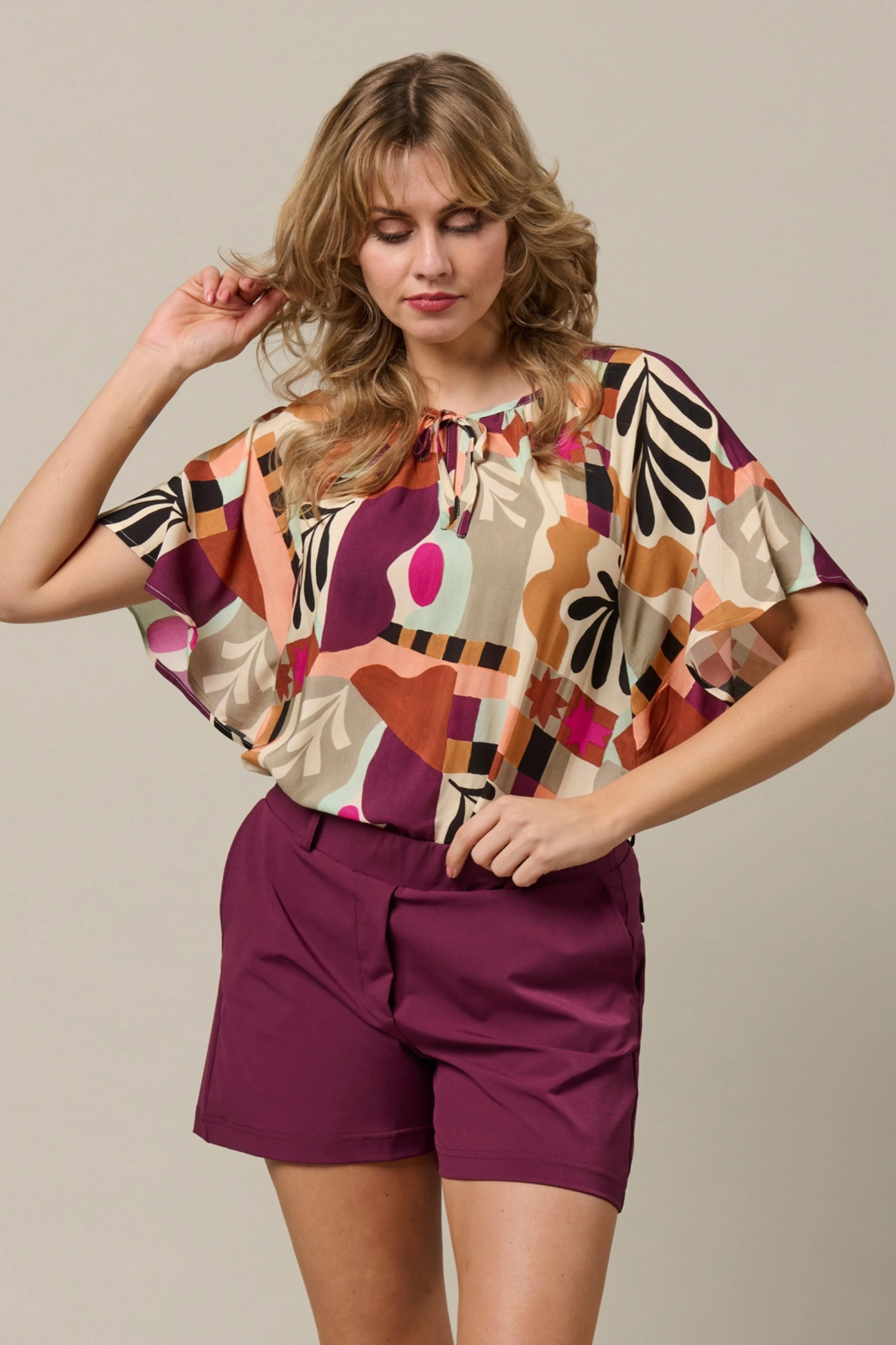 Top Axelle Art Leaf Plum Multi TO371 - Image 3